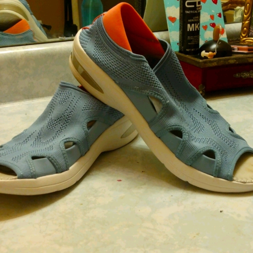 Bzee open toe shoes stretch material cushioned